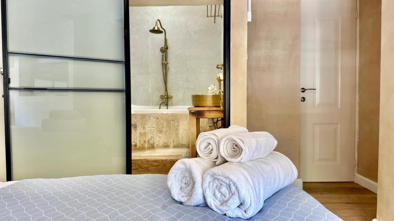 Boutique Apartment In Heart Of Haifa Ngoại thất bức ảnh
