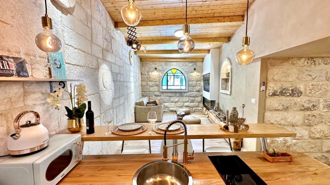 Boutique Apartment In Heart Of Haifa Ngoại thất bức ảnh
